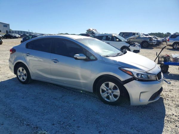 2018 KIA FORTE LX Base