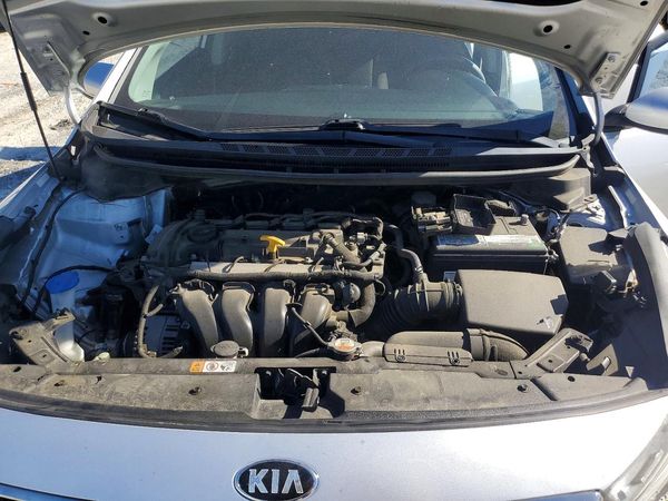 2018 KIA FORTE LX Base