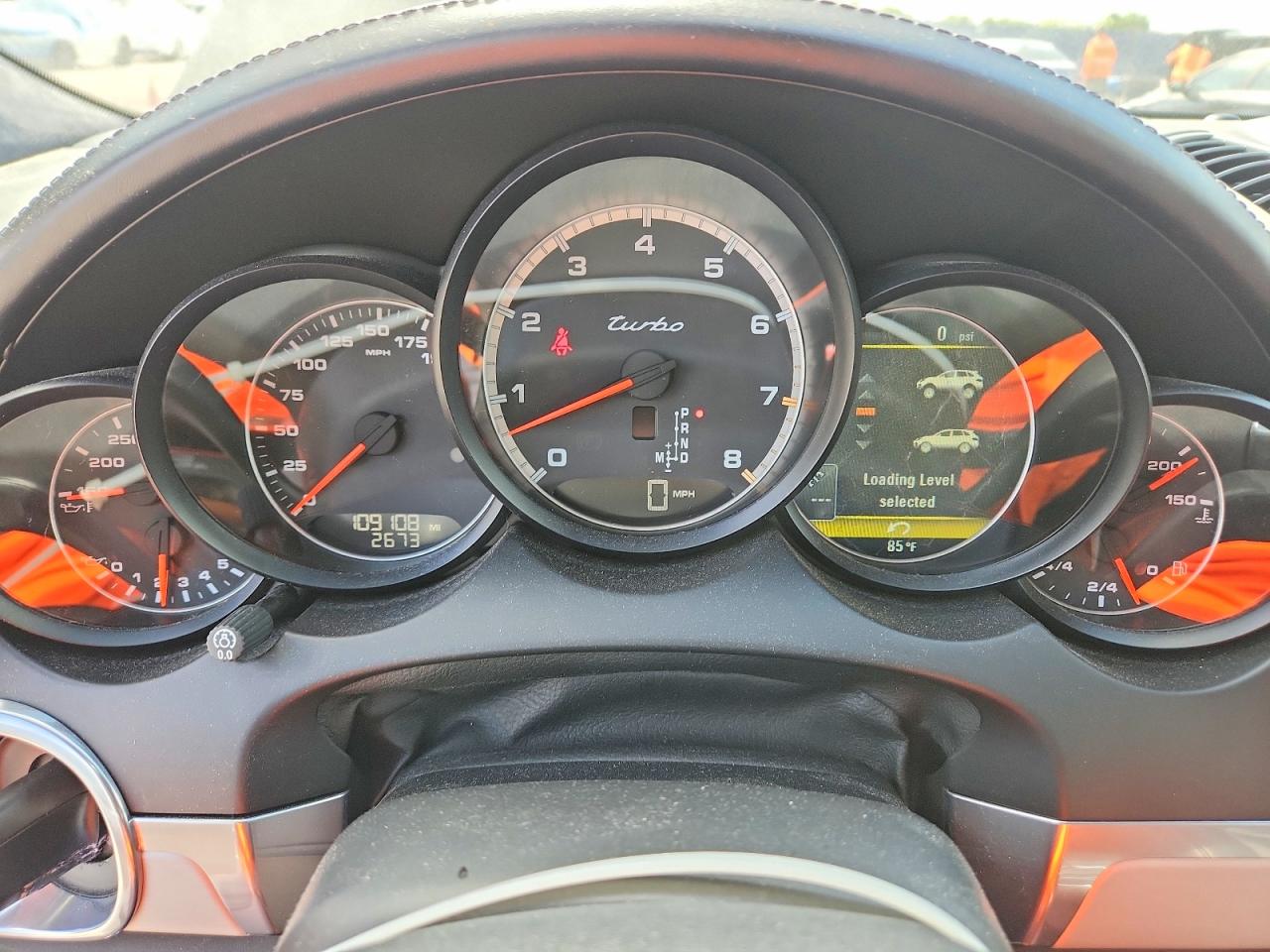2011 PORSCHE CAYENNE