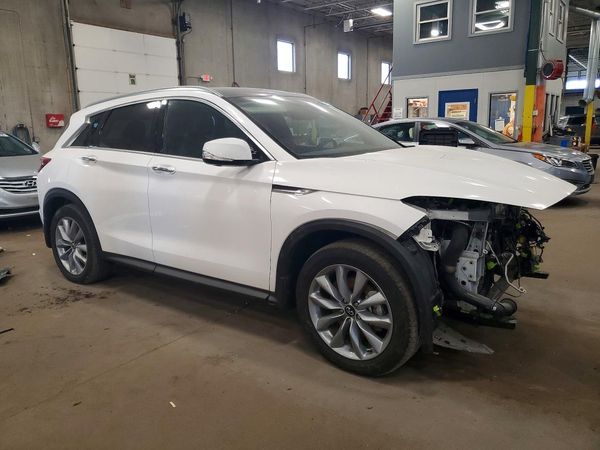 2021 INFINITI QX50 Essential — Passenger 3/4