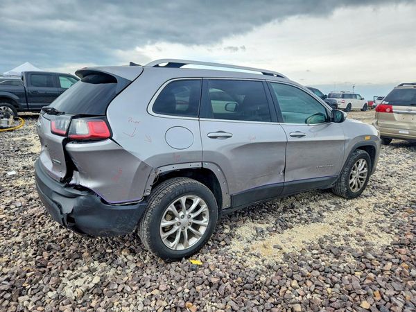 2019 JEEP CHEROKEE LATITUDE FWD