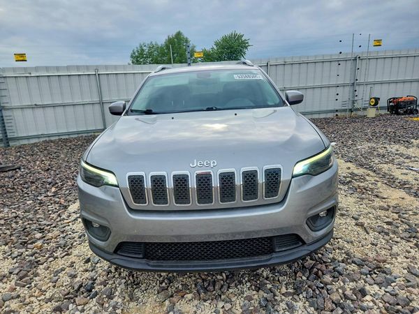 2019 JEEP CHEROKEE LATITUDE FWD
