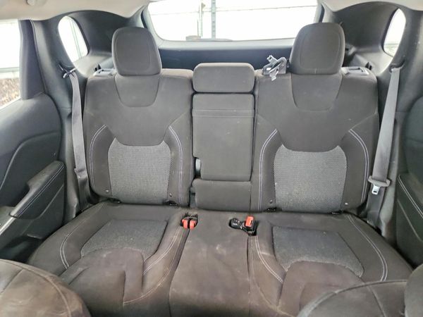 2019 JEEP CHEROKEE LATITUDE FWD