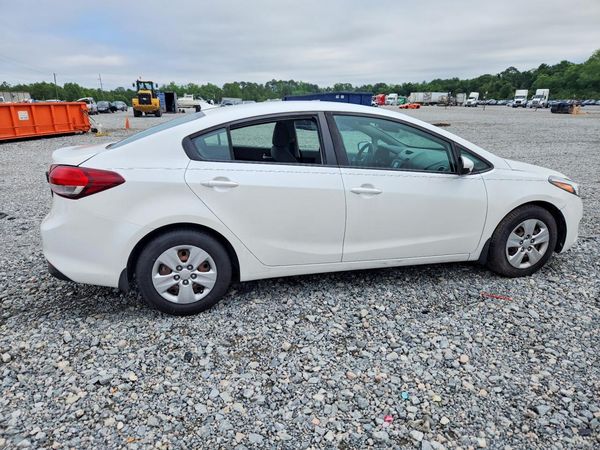 2017 KIA FORTE