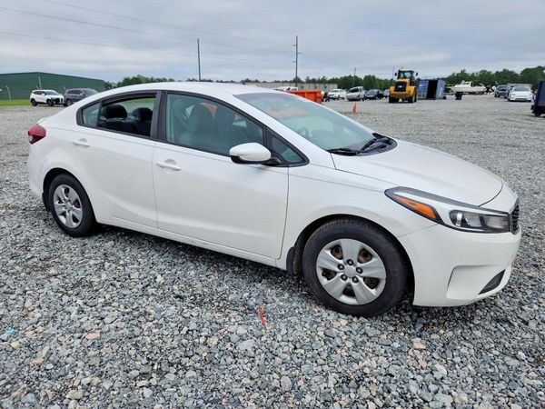2017 KIA FORTE
