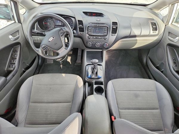 2017 KIA FORTE
