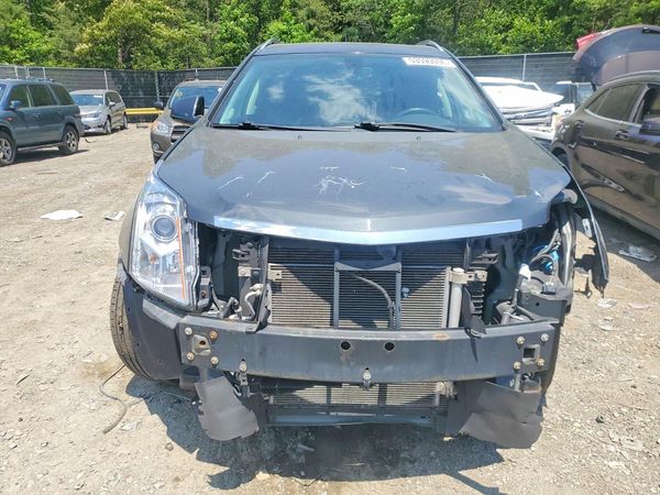 2016 CADILLAC SRX Luxury