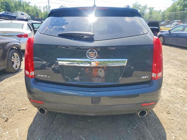 2016 CADILLAC SRX Luxury