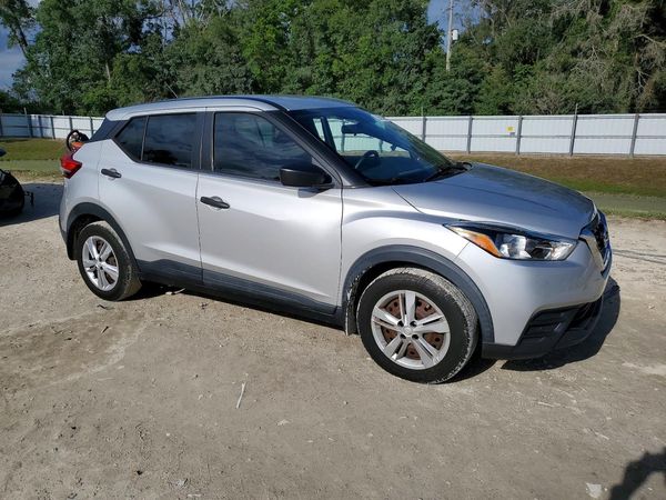 2020 NISSAN KICKS