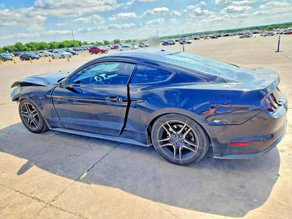 2019 FORD MUSTANG I4 Coupe