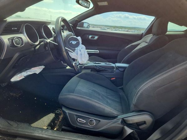 2019 FORD MUSTANG I4 Coupe