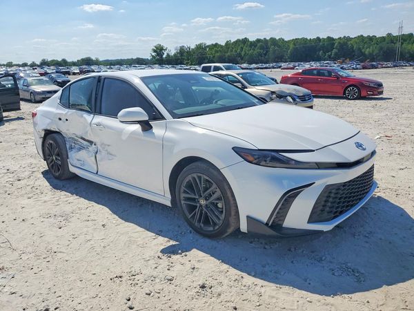 2025 TOYOTA CAMRY