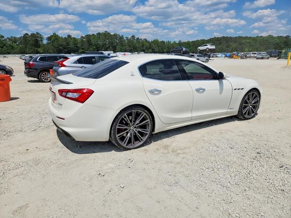 2019 MASERATI GHIBLI Luxury