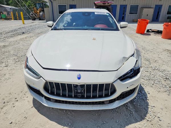 2019 MASERATI GHIBLI Luxury