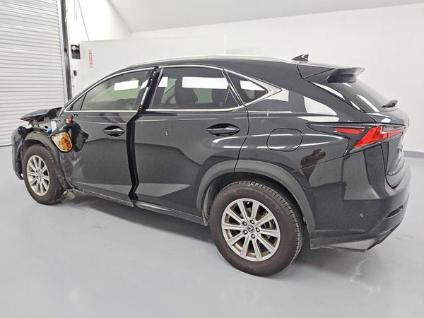 2020 LEXUS NX 300 Comfort — DSRA