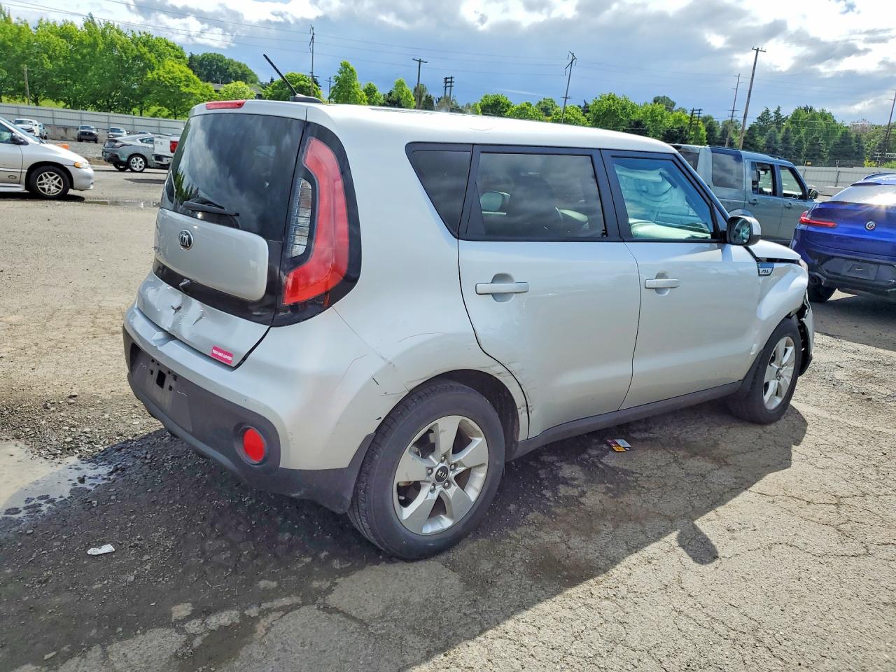 2019 KIA SOUL Base