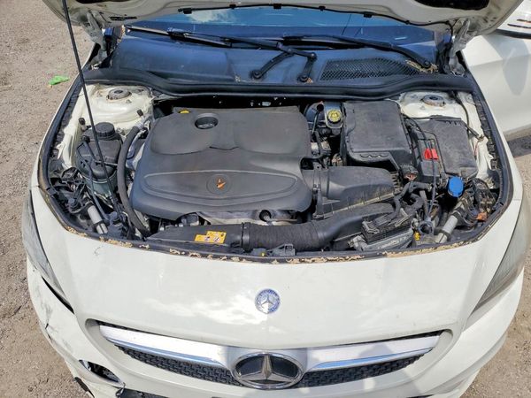2014 MERCEDES-BENZ CLA CLA250