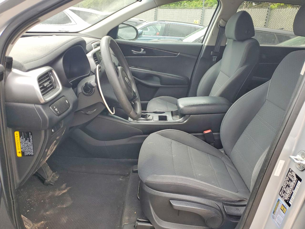 2018 KIA SORENTO L, LX