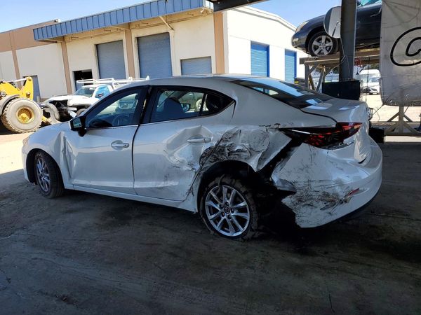 2016 MAZDA 3 Sport/GX