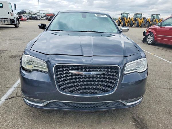 2017 CHRYSLER 300 300C