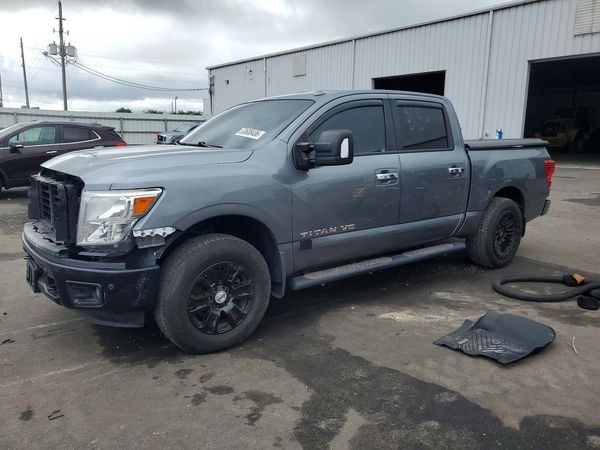 2018 NISSAN TITAN