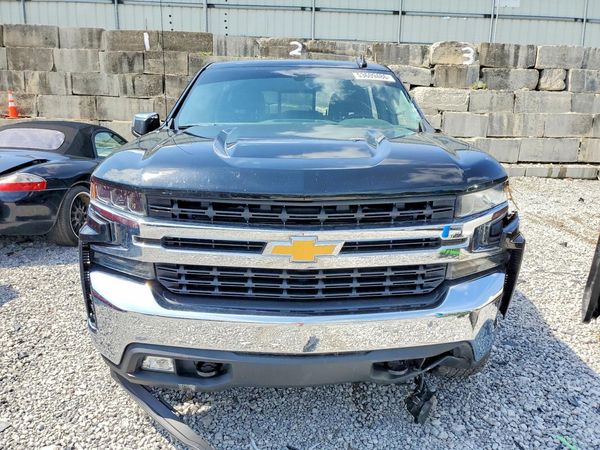2020 CHEVROLET SILVERADO LT
