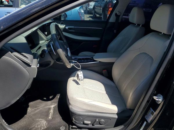 2022 HYUNDAI SONATA