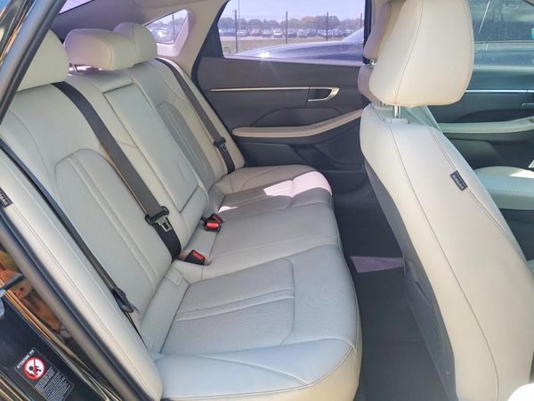 2022 HYUNDAI SONATA
