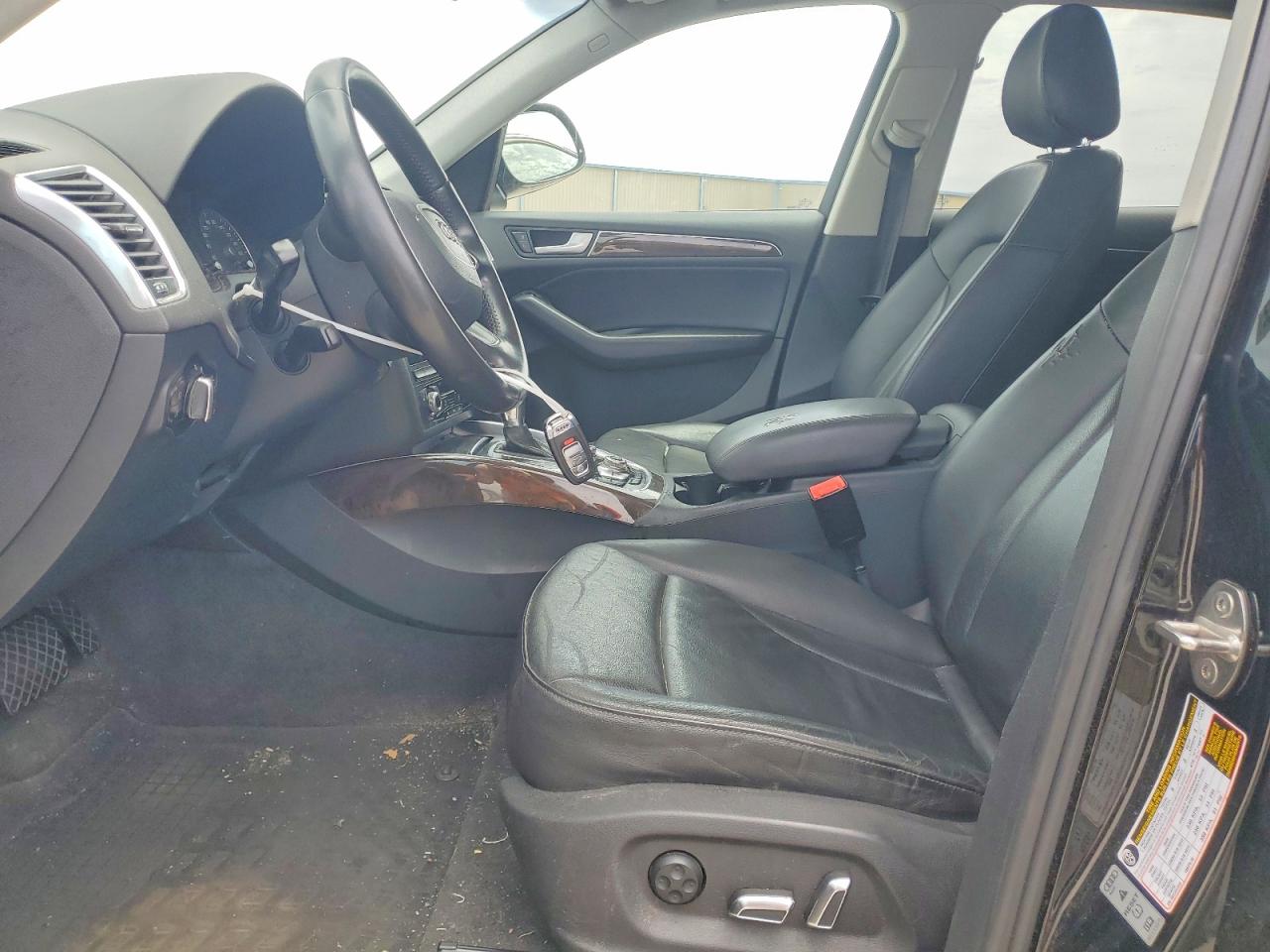 2013 AUDI Q5 Premium Plus