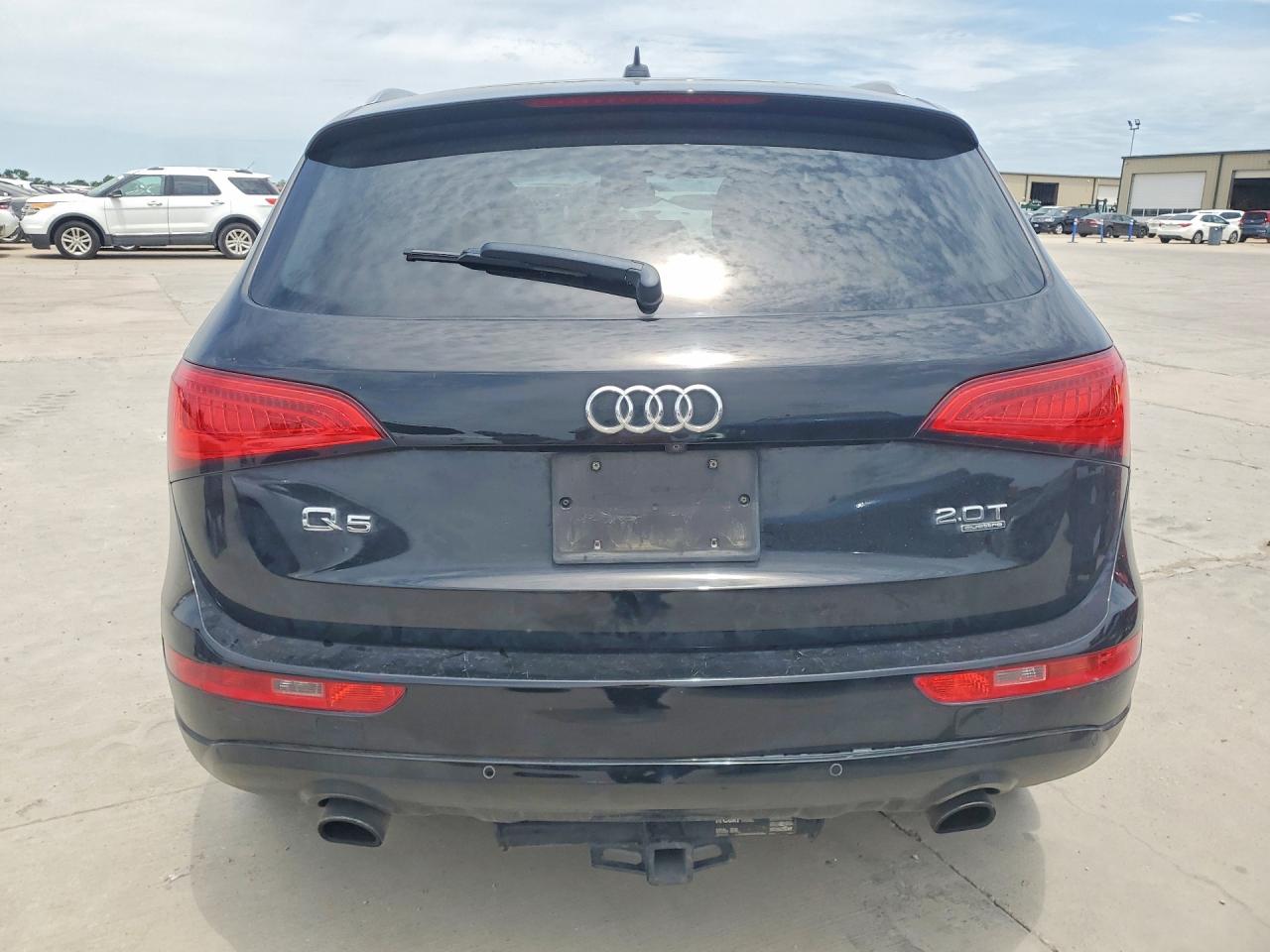 2013 AUDI Q5 Premium Plus