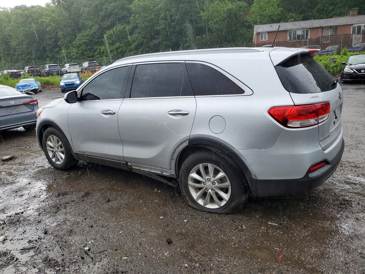 2017 KIA SORENTO L, LX