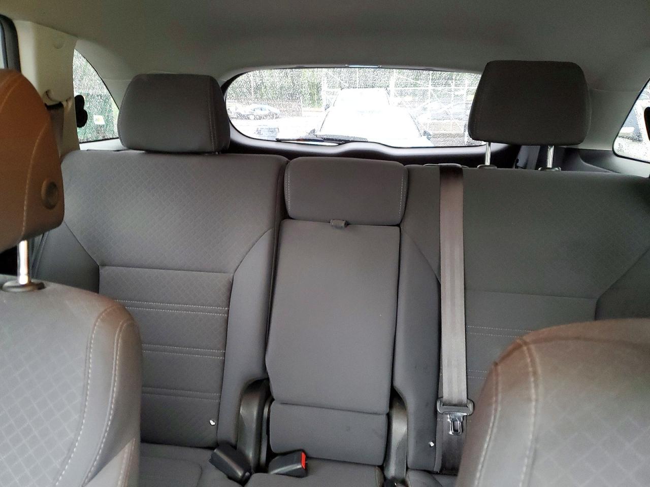 2017 KIA SORENTO L, LX