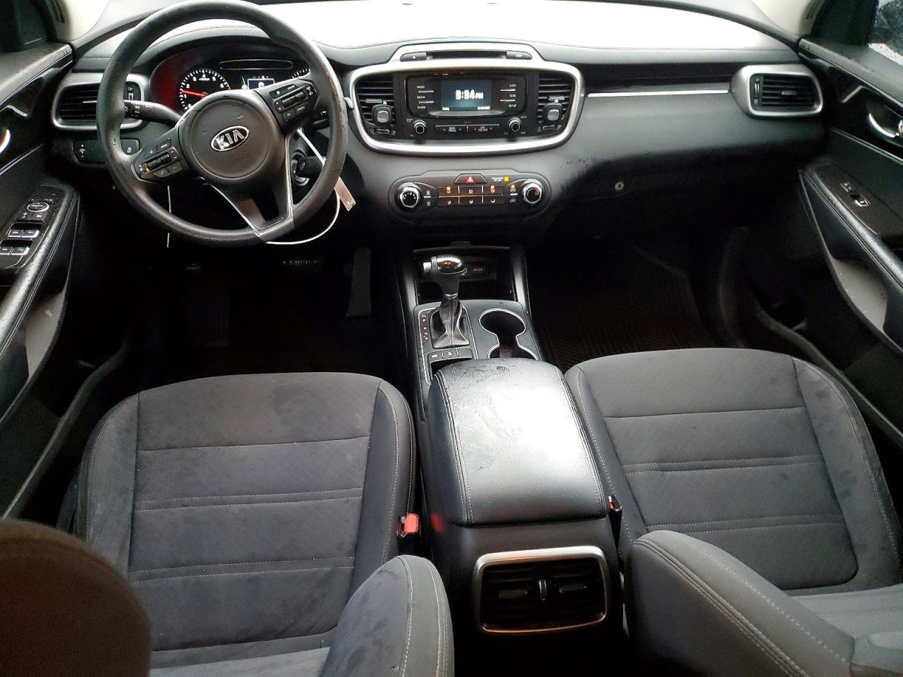 2017 KIA SORENTO L, LX