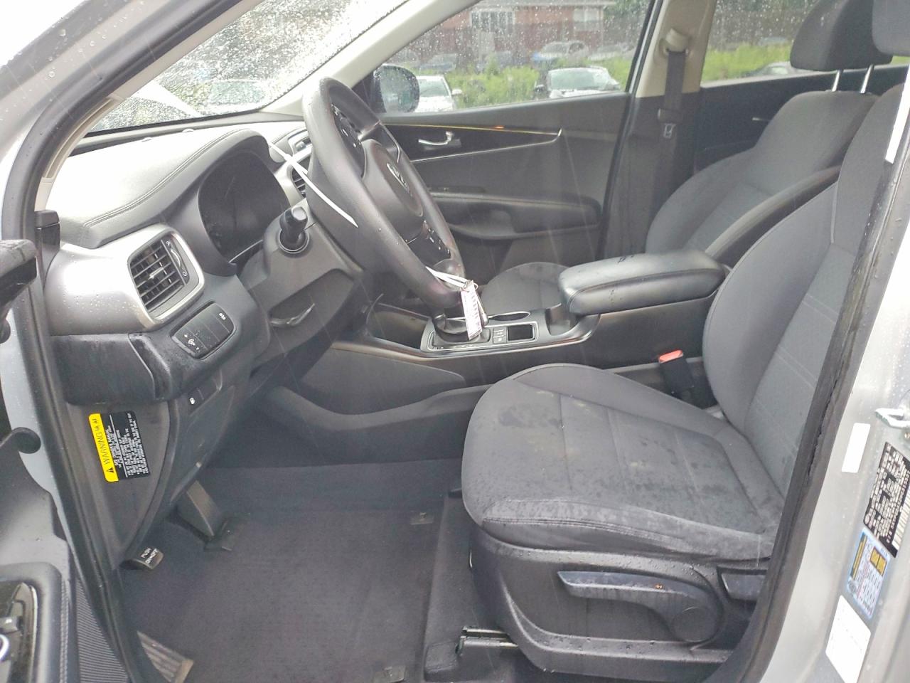 2017 KIA SORENTO L, LX