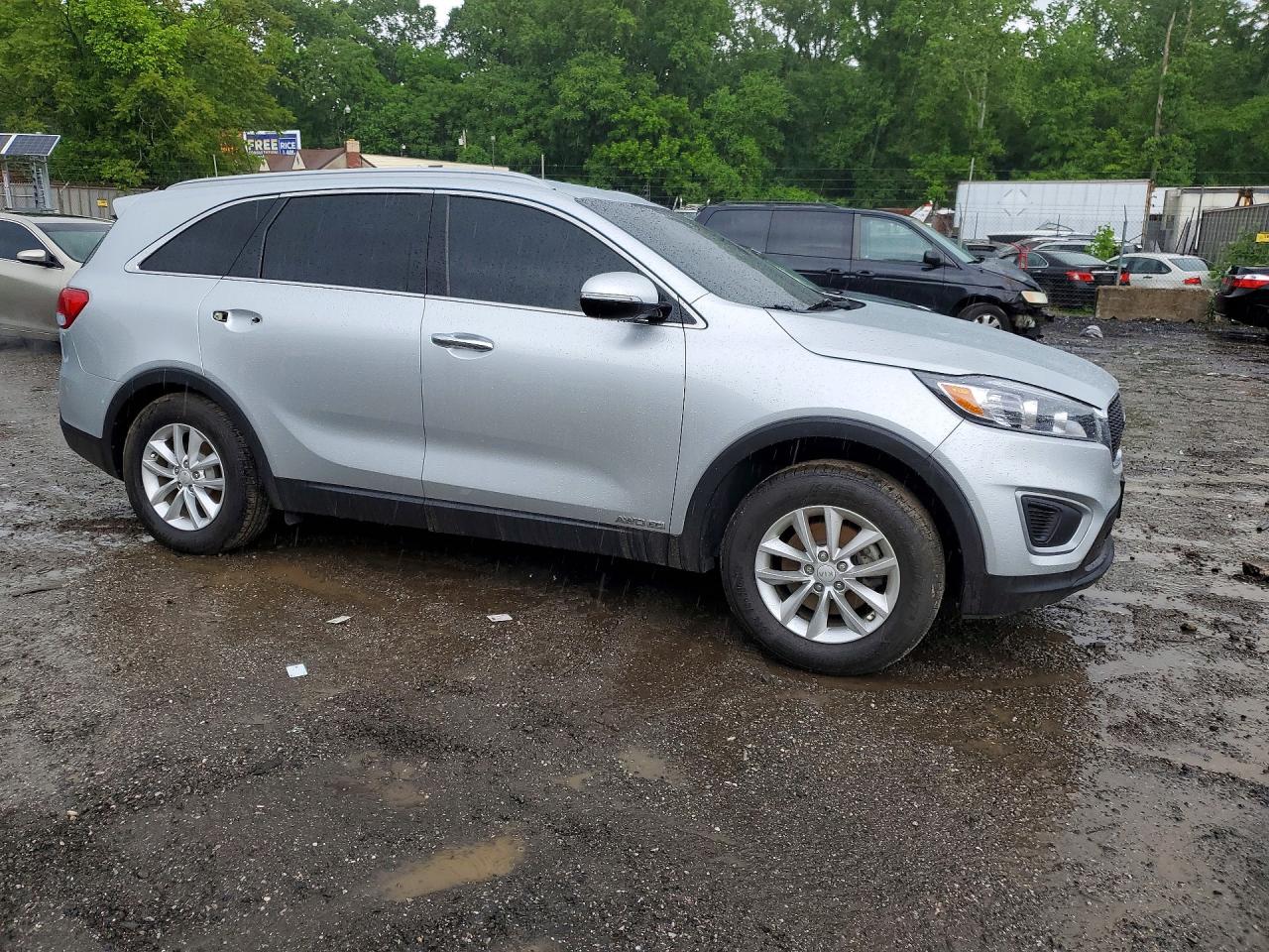 2017 KIA SORENTO L, LX