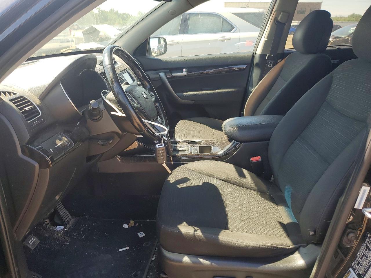 2015 KIA SORENTO GL