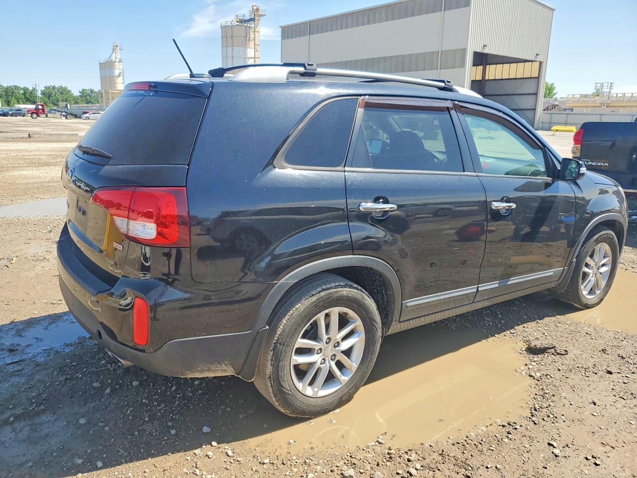 2015 KIA SORENTO GL