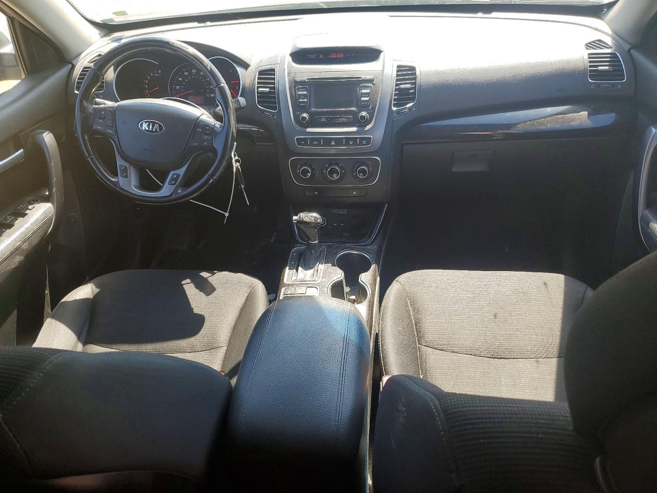 2015 KIA SORENTO GL