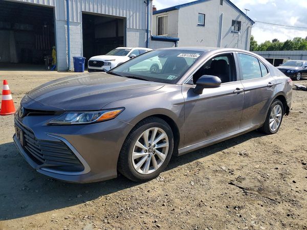 2021 TOYOTA CAMRY