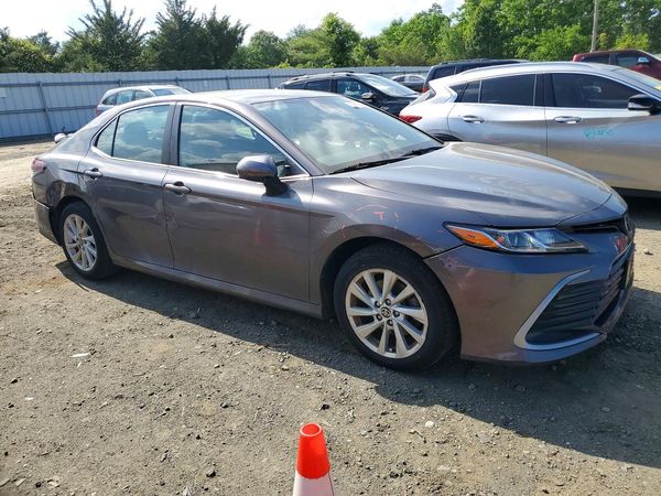2021 TOYOTA CAMRY