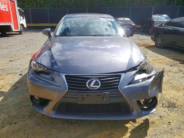 2015 LEXUS IS