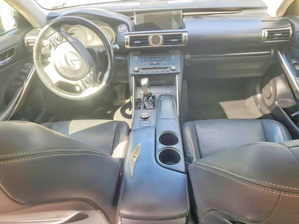 2015 LEXUS IS