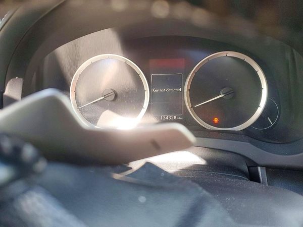 2015 LEXUS IS