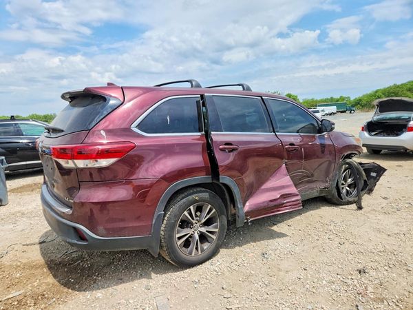 2019 TOYOTA HIGHLANDER LE/LE Plus