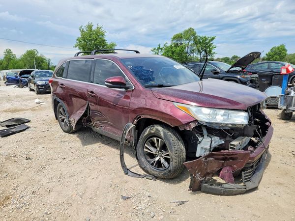 2019 TOYOTA HIGHLANDER LE/LE Plus
