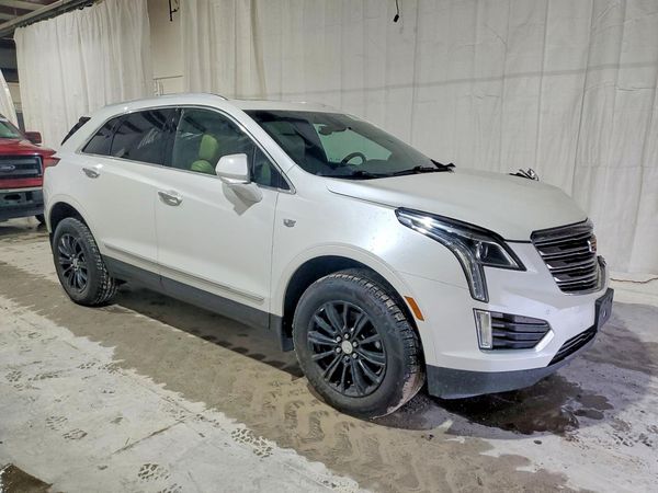 2017 CADILLAC XT5