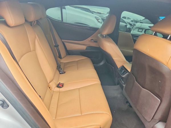 2020 LEXUS ES 350 Premium