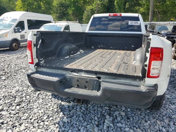 2022 RAM 3500