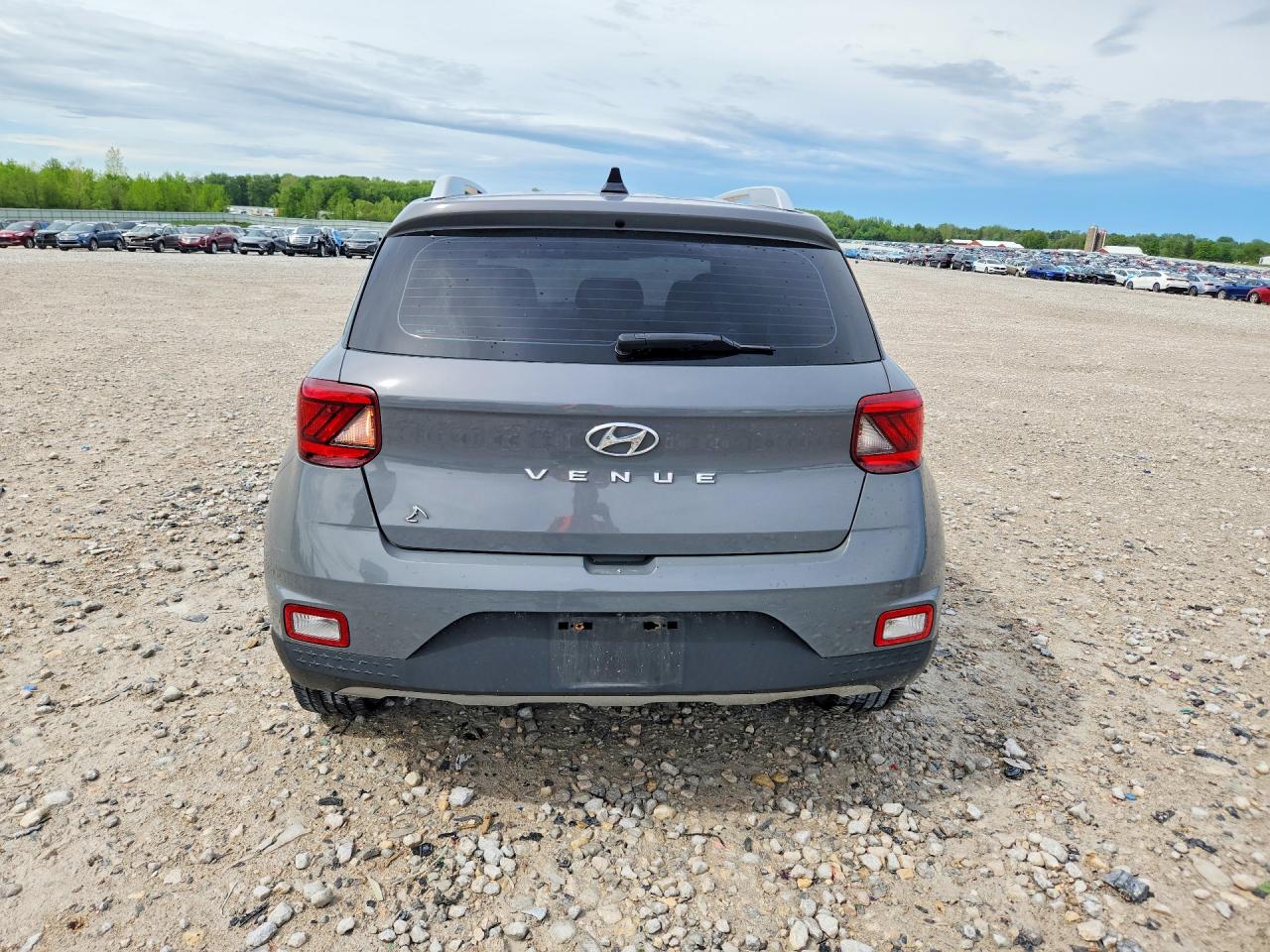 2021 HYUNDAI VENUE SEL & Denim