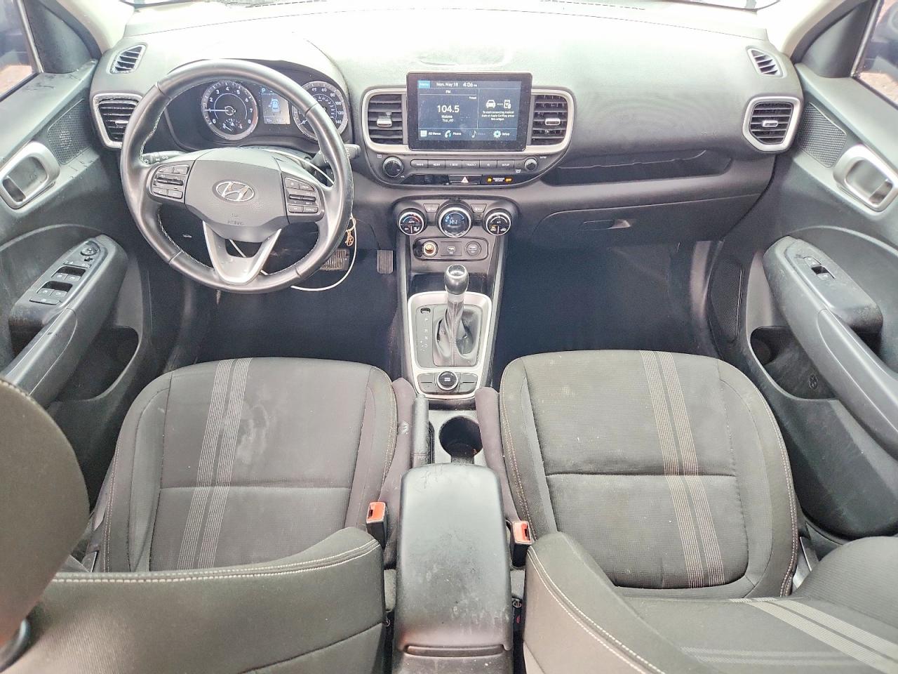 2021 HYUNDAI VENUE SEL & Denim